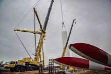 【行業(yè)】風(fēng)電工程發(fā)展趨勢(shì)為2019吊裝行業(yè)帶來(lái)新機(jī)遇