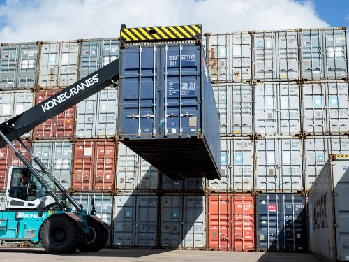 科尼 集裝箱裝卸正面吊堆垛機(jī)