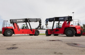 卡爾瑪重型集裝箱叉車和正面吊交付巴西塞阿拉港口