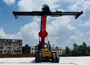 湖北首臺(tái)三一電動(dòng)正面吊投入使用，持續(xù)領(lǐng)跑行業(yè)電動(dòng)化潮流