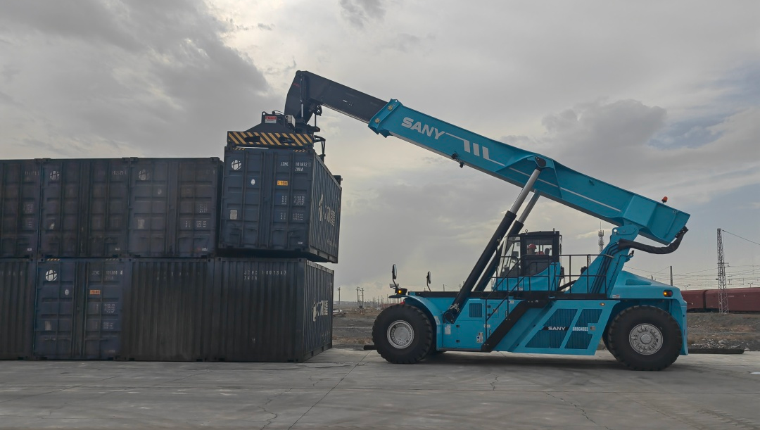 勢如破竹！三一純電正面吊連下東北、西北三省