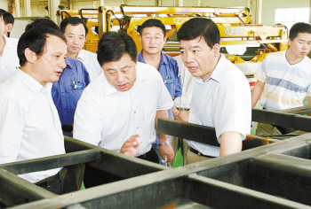 做大兩個產(chǎn)業(yè) 爭創(chuàng)兩個品牌