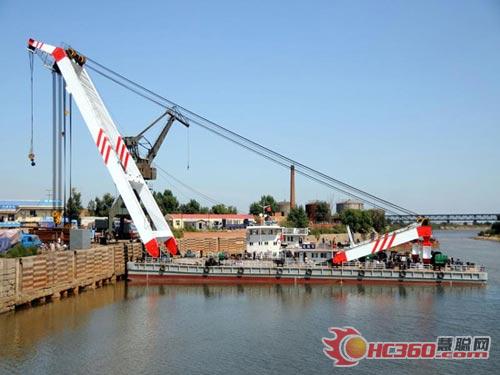 東北內(nèi)河最大的浮吊船建造完成將投用