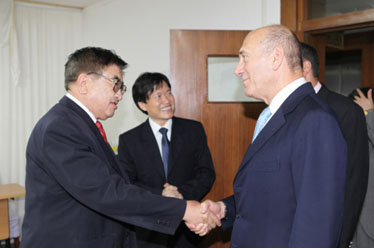 以色列前總理埃胡德.奧爾默特來訪振華