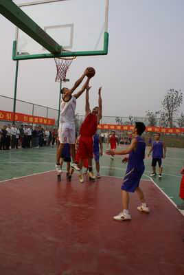 遠(yuǎn)東控股集團(tuán)第七屆“遠(yuǎn)東杯”籃球聯(lián)賽圓滿結(jié)束