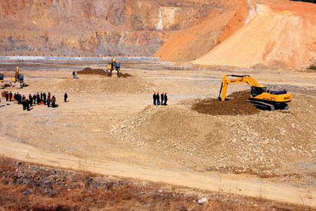 擂臺比武新銳勝出　三一挖掘機再豎標桿