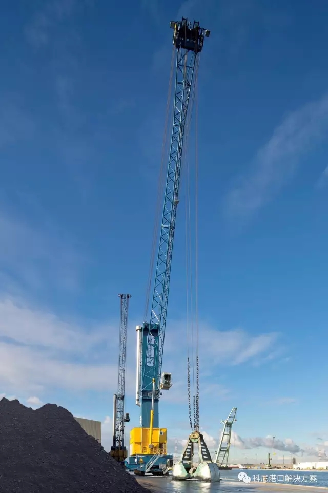 SEA-invest為比利時(shí)和法國(guó)碼頭訂購(gòu)3臺(tái)科尼Gottwald移動(dòng)式港口起重機(jī)