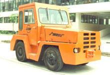 Q35型牽引車 Q35型