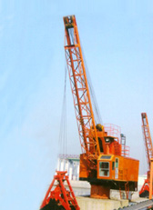 回轉高架式起重機