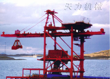 XQ型橋式抓斗卸船機