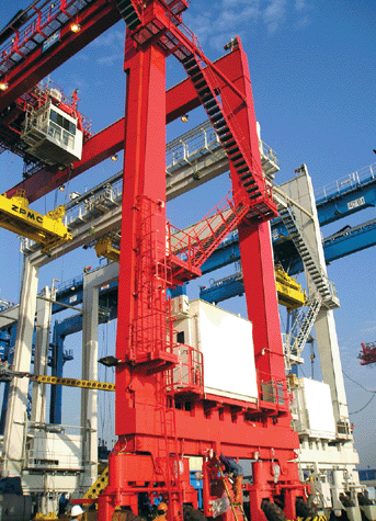 振華輪胎式集裝箱龍門(mén)起重機(jī)（標(biāo)準(zhǔn)型）