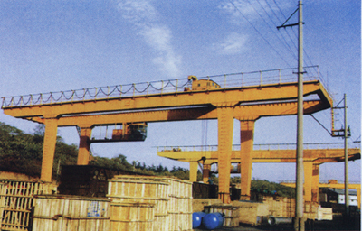 豫飛U型雙主梁門式起重機(jī)