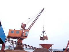 圣起固定座式起重機