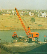 港宏GBQ-5噸固定回轉(zhuǎn)支承式起重機1 GBQ-5噸