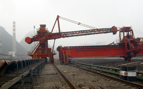 大連重工混勻堆料機