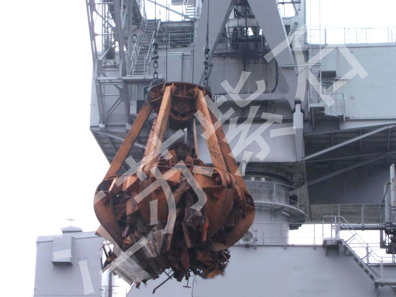 江蘇紫石廢鋼抓斗0