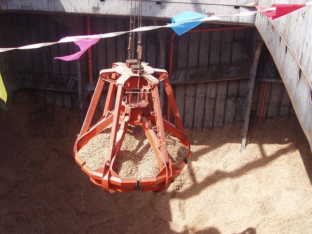 江蘇紫石18立方木屑抓斗