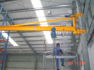 上海德益WHN-D型立柱式旋臂吊 WHN-D型