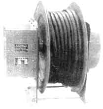 上海神勁:電力電纜卷筒(滑環(huán)外裝式)