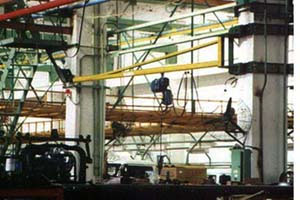 河南安博:手動(dòng)墻壁式旋臂起重機(jī)