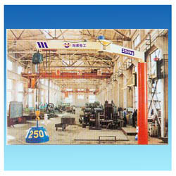 河南安博:疊臂式旋臂起重機(jī)