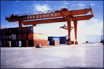 福建起重運(yùn)輸總廠雙主梁門式起重機(jī)