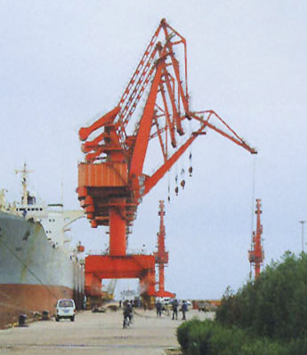 河南機(jī)器門座起重機(jī)