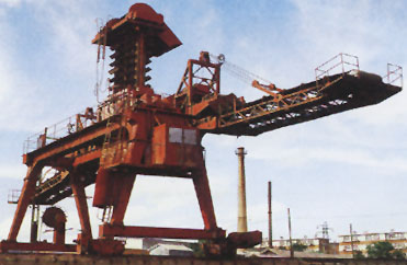 河南機器鏈斗卸車機