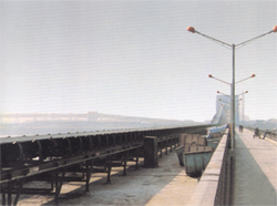 青島高升:固定式膠帶輸送機(jī)1