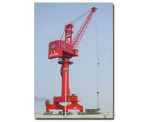 上海港聯(lián)船廠門座起重機(jī) AHJ- - 型