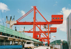 常州龍?jiān)礃蚴阶ザ沸洞瑱C(jī)