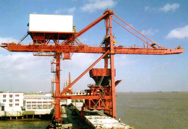 北京華耐:抓斗卸船機