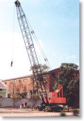 上海振達:25t電動輪胎起重機