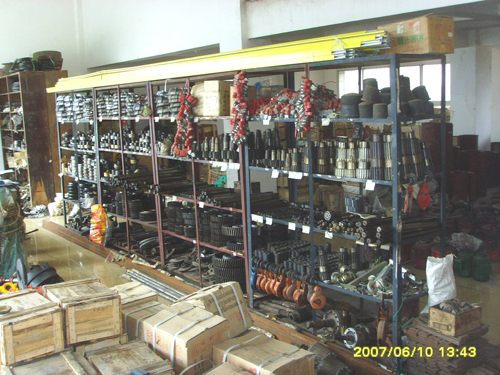 新鄉(xiāng)礦山起重機(jī)貴陽分公司:電動(dòng)葫蘆配件