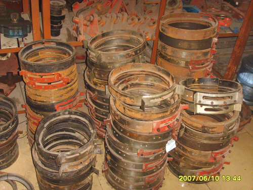 新鄉(xiāng)礦山起重機(jī)貴陽分公司:導(dǎo)繩器