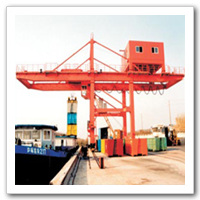 岸邊集裝箱裝卸橋（岸橋） AJ