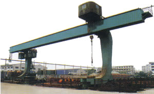 河南華豫:100/20噸雙梁吊鉤式起重機(jī)