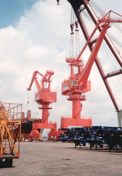 上海信達(dá)MQ2533門座起重機(jī)