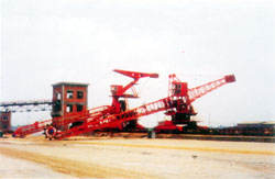 無錫中機：WX60030斗輪取料機一道線能安多臺取料機同時工作配料進庫