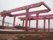 柳州柳起：集裝箱門式起重機(jī)