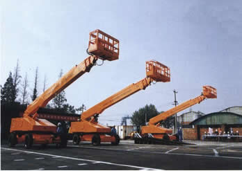 江陰華澄:12m-30m高空作業(yè)車