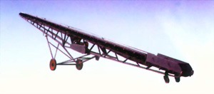 河南金天:移動式膠帶輸送機