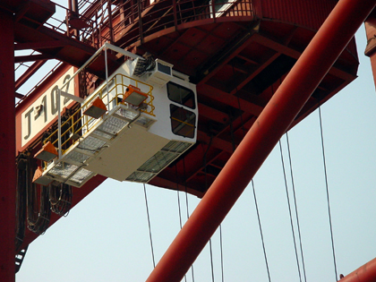 常州基騰: 上海集裝箱（SCT）軍工路碼頭J102＃橋吊改造