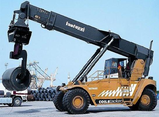 范特仕上海辦集裝箱正面吊