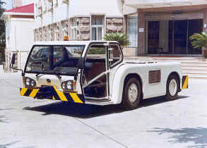 重汽集團(tuán)青專牌QFY-15L型飛機(jī)牽引車 QFY-15L