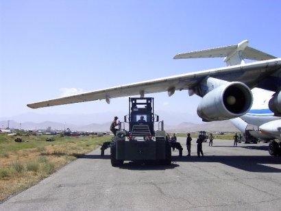 加拿大升王叉車(LIFTKING)7.273噸軍用平衡重叉車 LKI6000
