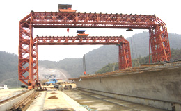 郴州大川24m/9m貝雷組合式單梁起重機(jī)