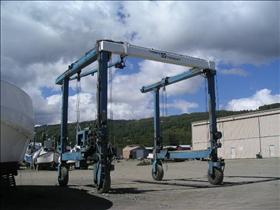 美國船用設(shè)備(MARINE)60噸自行式龍門吊 60 AMO