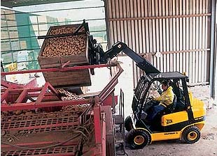 英國JCB TLT25 / TLT30 / TLT35伸縮臂叉車 TLT25 / TLT30 / TLT35