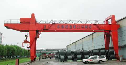 本鋼起重機(jī)門式起重機(jī)